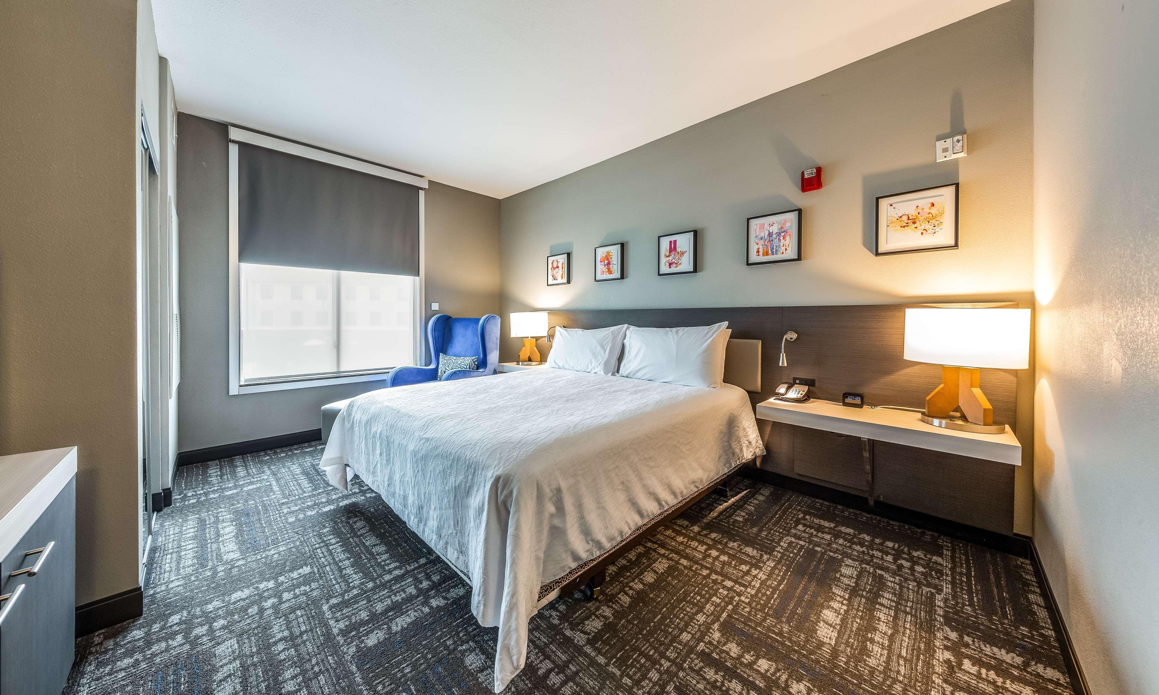 Hilton Garden Inn Бомонт Экстерьер фото