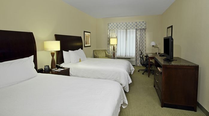 Hilton Garden Inn Бомонт Экстерьер фото